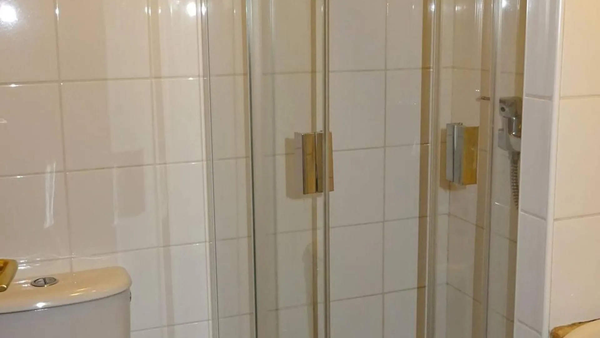 Apartment Les Gets : Appartement 6 Pieces, 13 Pers, Wi-Fi, 200M Commerces, 450M Pistes, Draps Et Serviettes Inclus - Fr-1-802-55 France